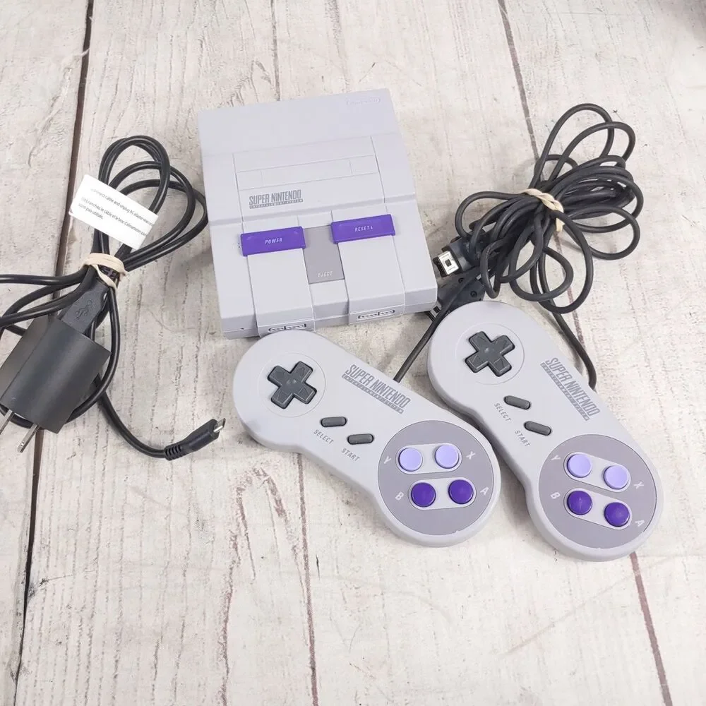 Nintendo SNES Classic MINI - 2 CONTROLLERS + POWER - Super Nintendo CLV-201